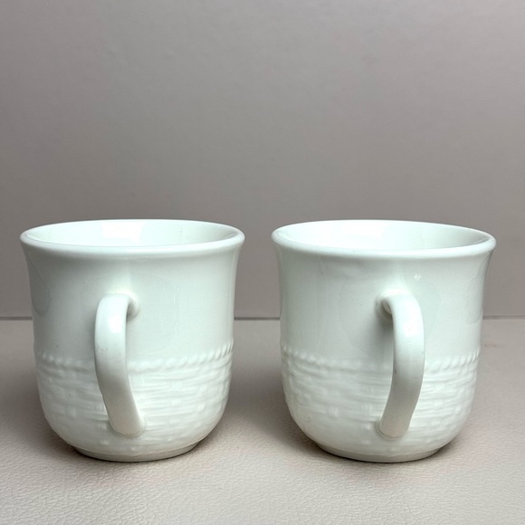 Set-of-2 Cynthia Rowley Fine Ceramic Tea Cups - Picture 3 of 8